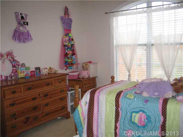 6409 Springs Mill Road Charlotte, NC 28277 - Photo 8 of 16 Gallery Image 8