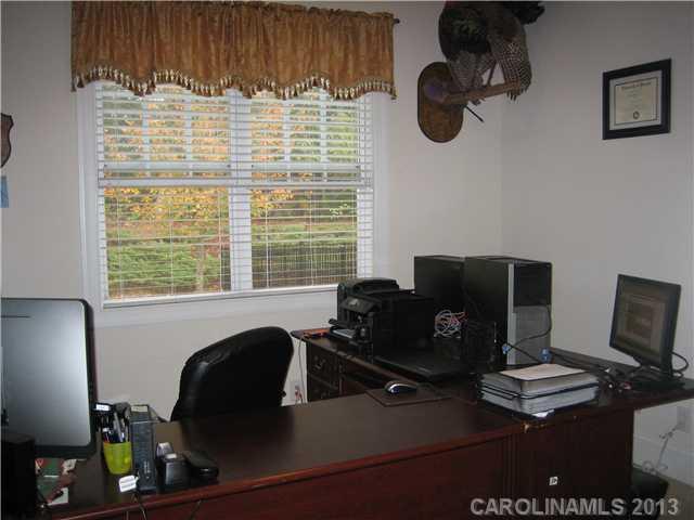 6409 Springs Mill Road Charlotte, NC 28277 - Photo 9 of 16 Gallery Image 9
