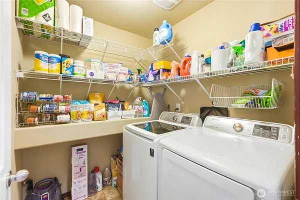 $560,000 | 310 Jeff Street, Mount Vernon, WA 98274