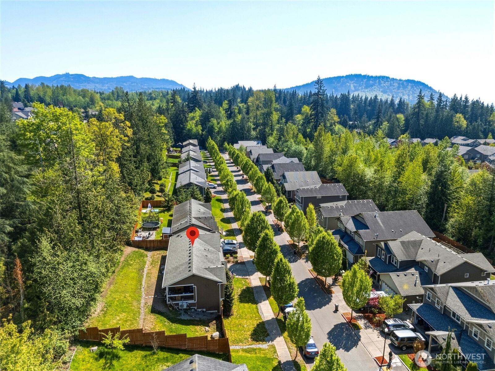 310 Jeff Street Mount Vernon, WA 98274 - Photo 32 of 35 an aerial view of multiple house