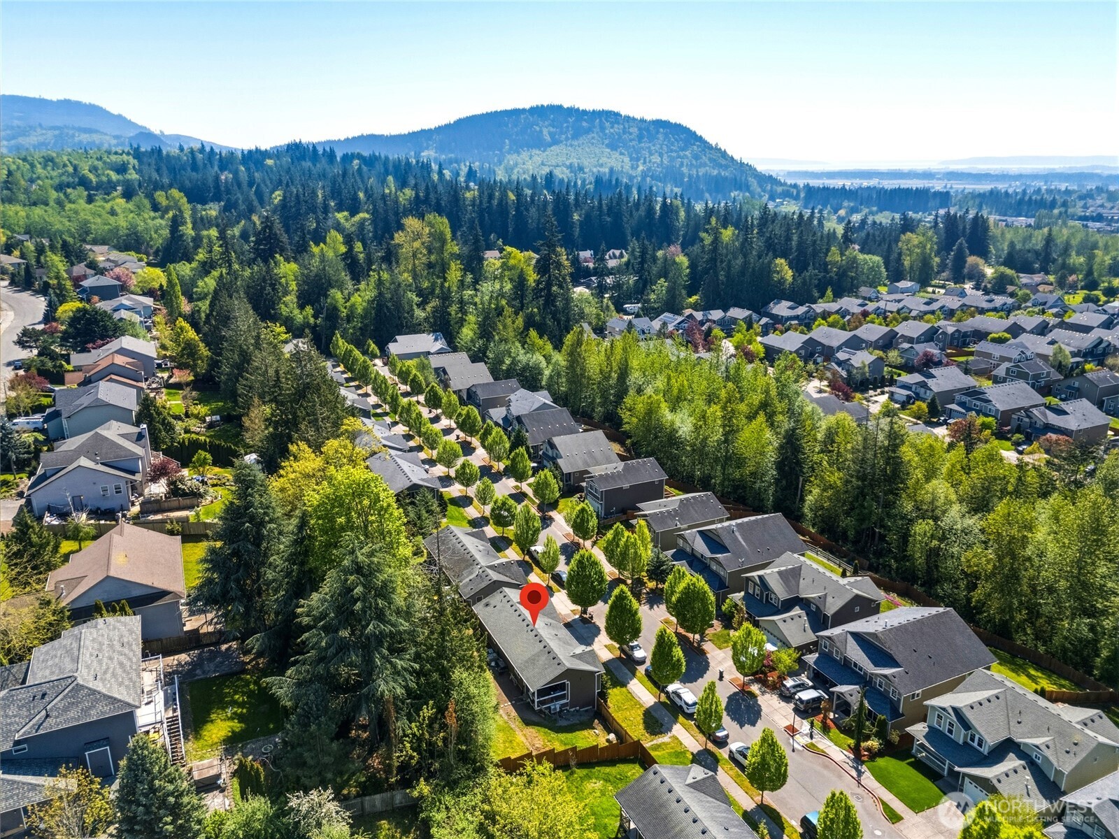 310 Jeff Street Mount Vernon, WA 98274 - Photo 33 of 35 an aerial view of multiple house