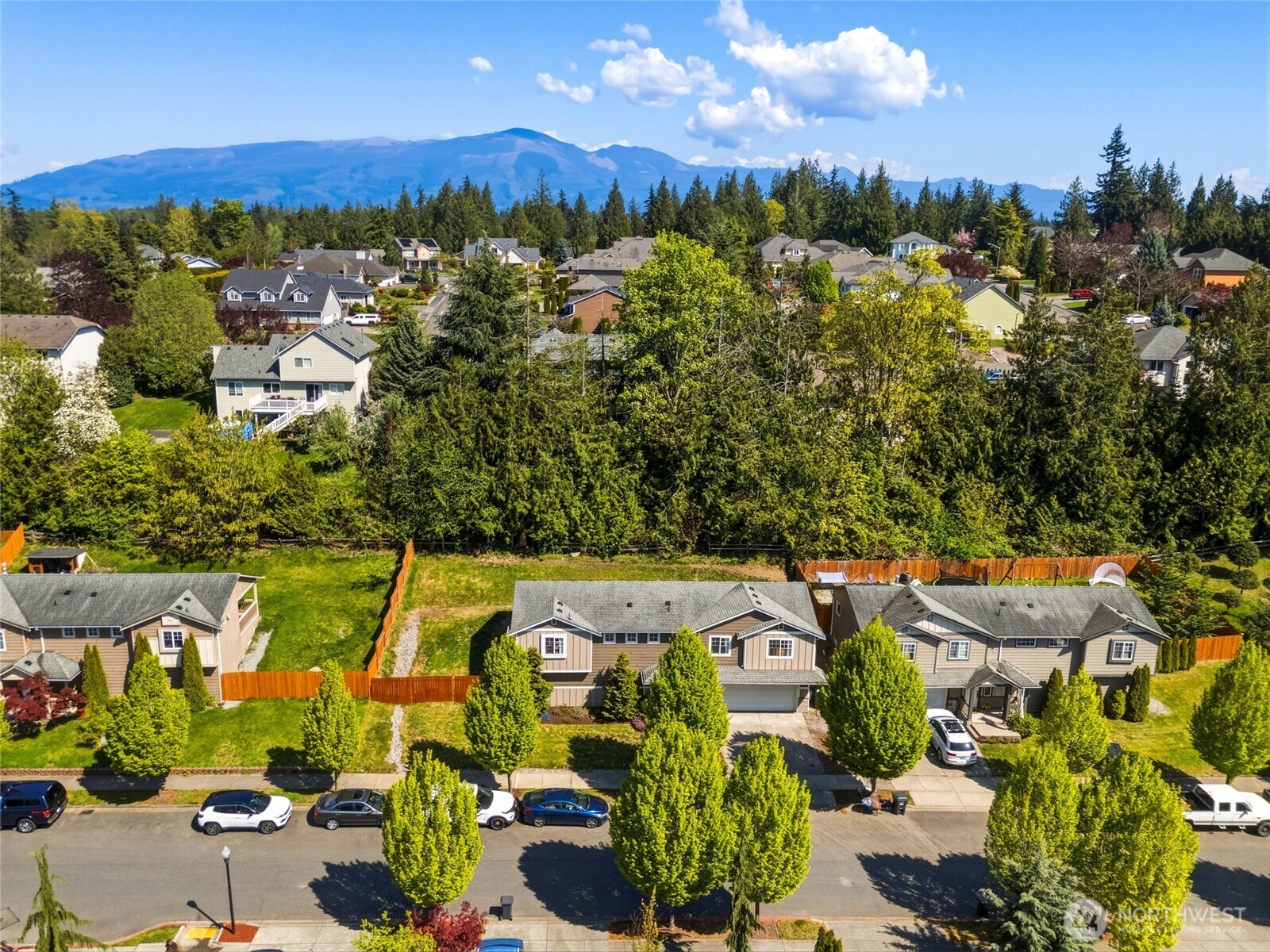310 Jeff Street Mount Vernon, WA 98274 - Photo 5 of 35 an aerial view of residential houses with outdoor space and street view
