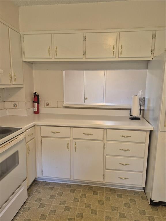 7 Quail Run Decatur, GA 30035 - Photo 2 of 19