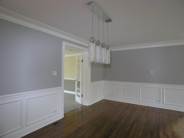 355 Blythe Road Riverside, IL 60546 - Photo 5 of 25