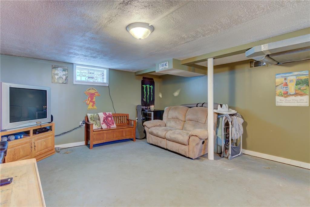 355 Birch Road Springfield, OH 45503 - Photo 33 of 44