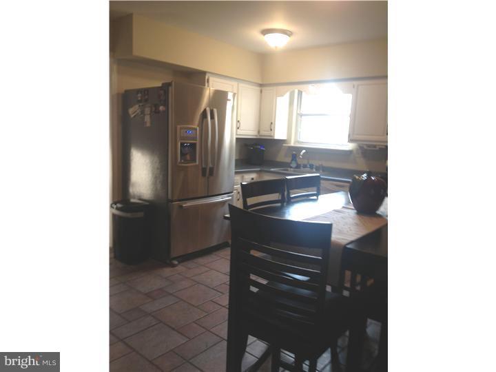 225 Twining Road Lansdale, PA 19446 - Photo 6 of 14 Kitchen