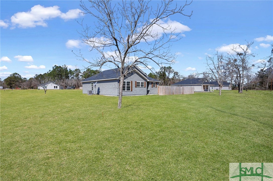 77 Church Street Collins, GA 30421 - Photo 3 of 32