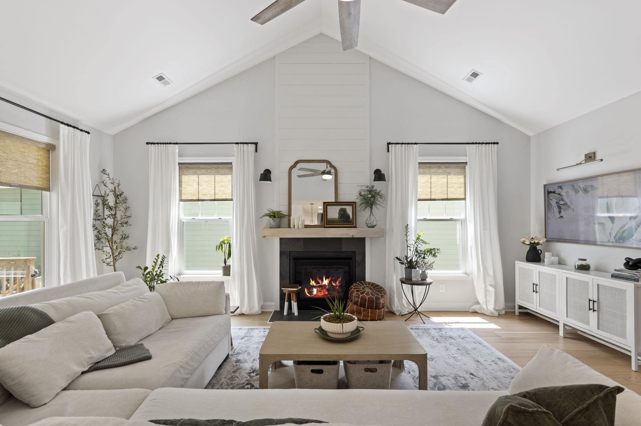 116 Trimpley Lane Simpsonville, SC 29681 - Photo 3 of 33