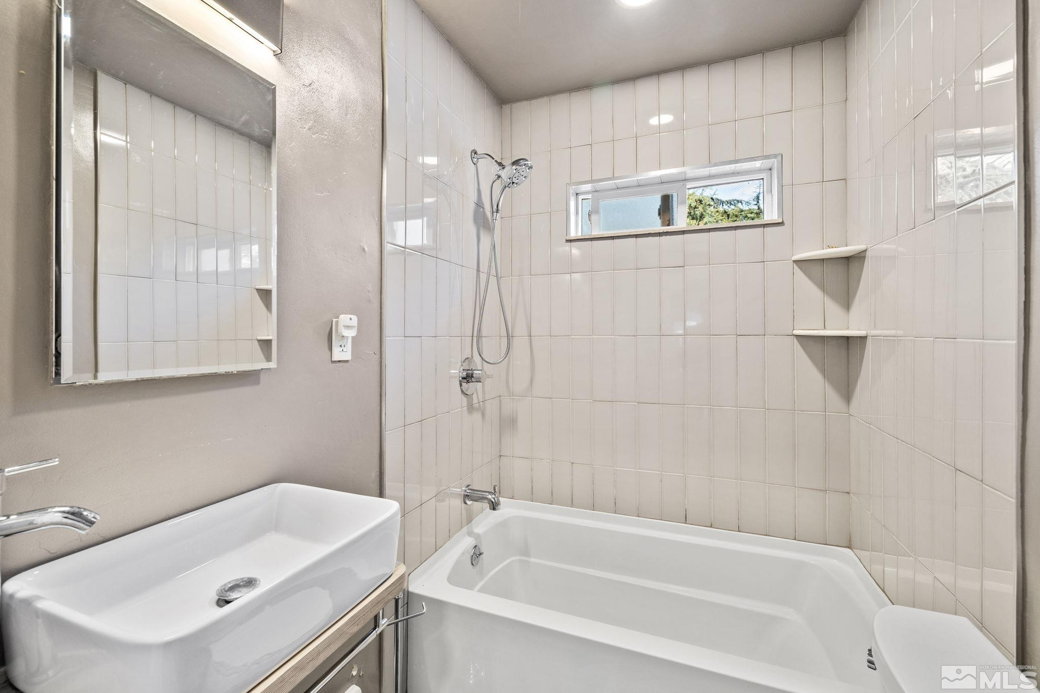 531 Mill Street Reno, NV 89502 - Photo 8 of 26 Photo 8