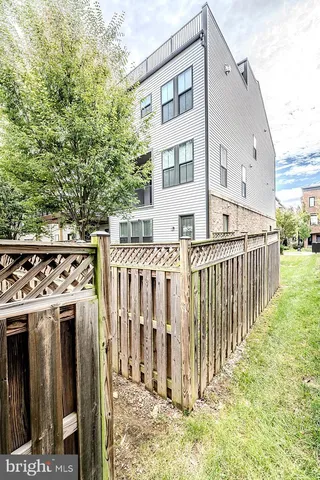 $899,900 | 42298 Impervious Terrace, Brambleton, VA 20148