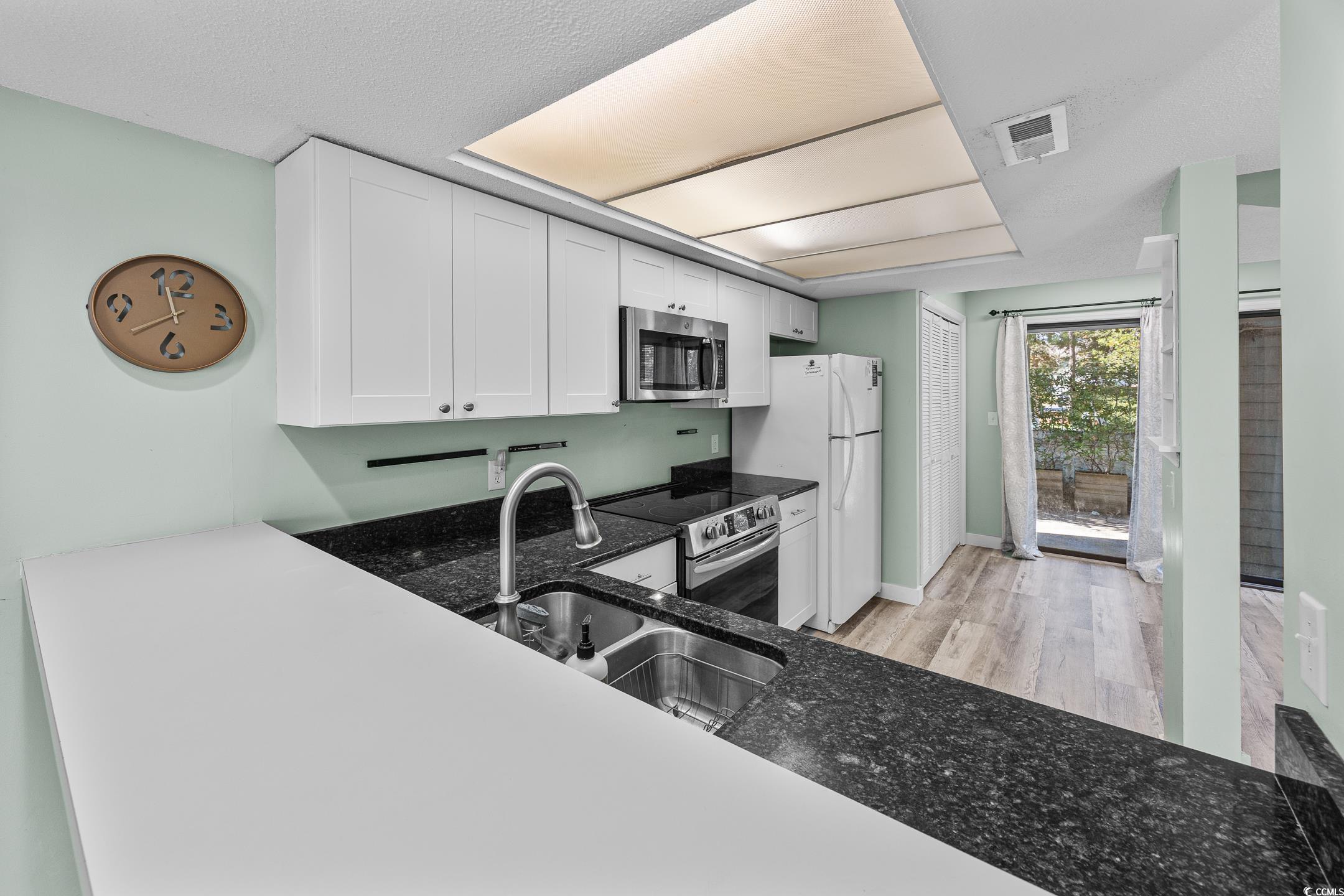 100 Shadow Moss Place, Unit 33 North Myrtle Beach, SC 29582 - Photo 11 of 40