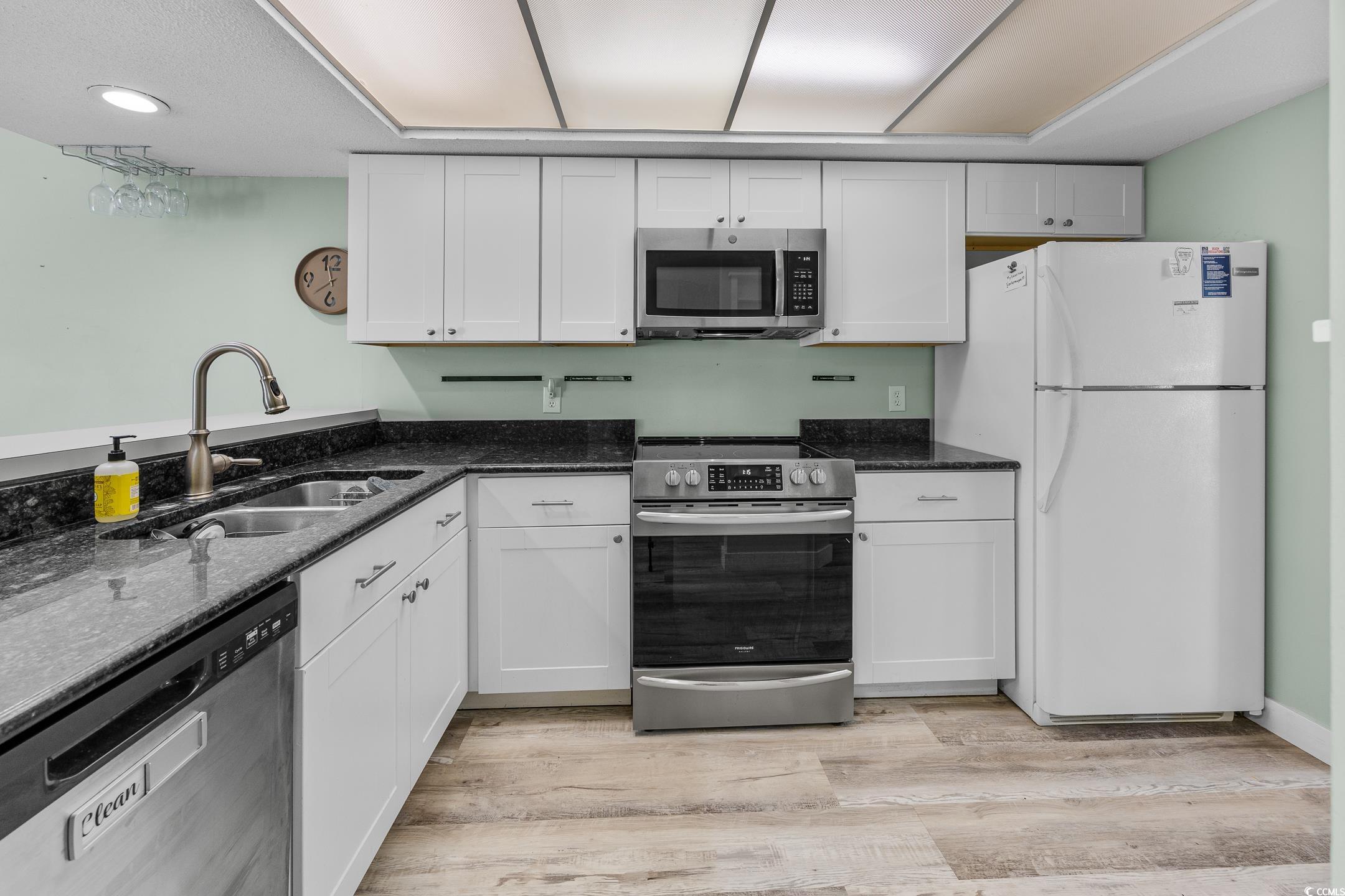 100 Shadow Moss Place, Unit 33 North Myrtle Beach, SC 29582 - Photo 12 of 40