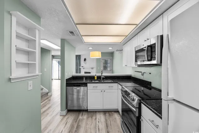 $299,900 | 100 Shadow Moss Place, Unit 33, North Myrtle Beach, SC 29582