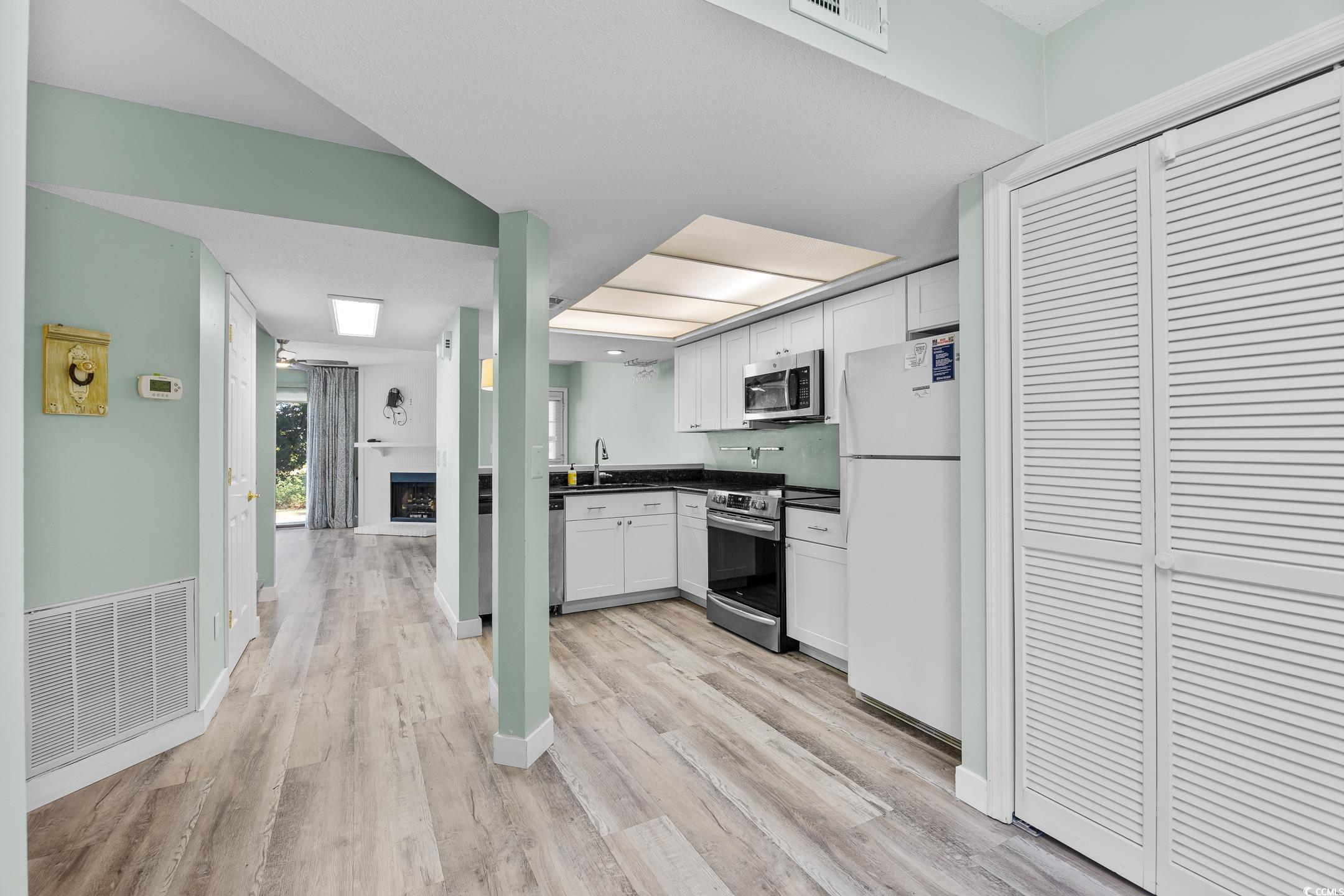 100 Shadow Moss Place, Unit 33 North Myrtle Beach, SC 29582 - Photo 14 of 40