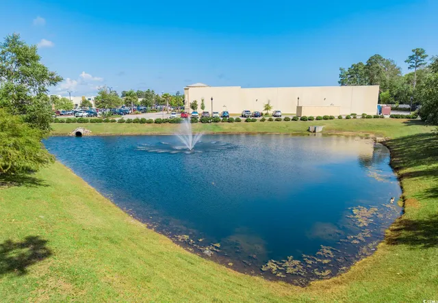 $299,900 | 100 Shadow Moss Place, Unit 33, North Myrtle Beach, SC 29582