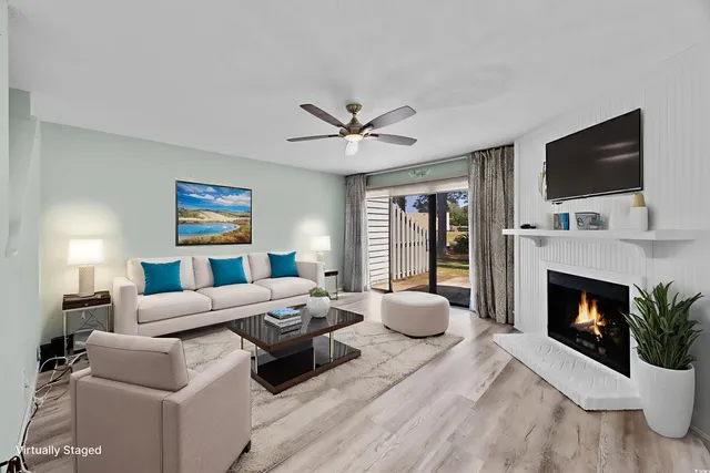 $299,900 | 100 Shadow Moss Place, Unit 33, North Myrtle Beach, SC 29582