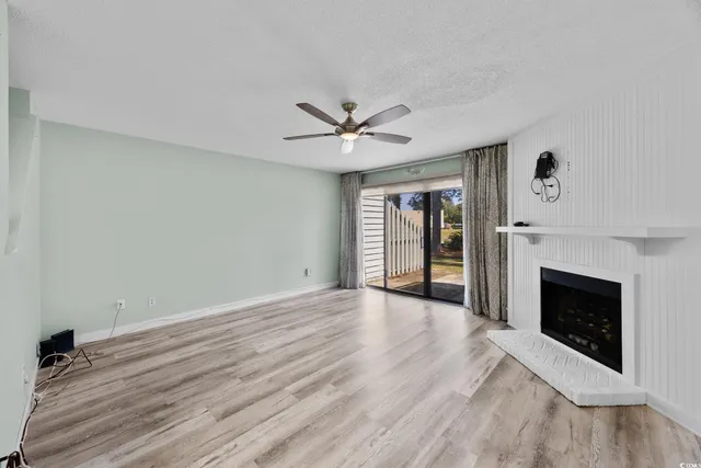 $299,900 | 100 Shadow Moss Place, Unit 33, North Myrtle Beach, SC 29582