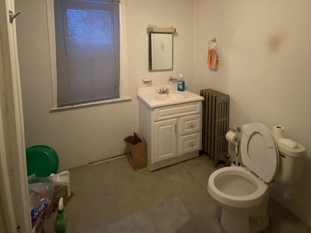 7 Frank Street Worcester, MA 01604 - Photo 23 of 32 Gallery Image 23