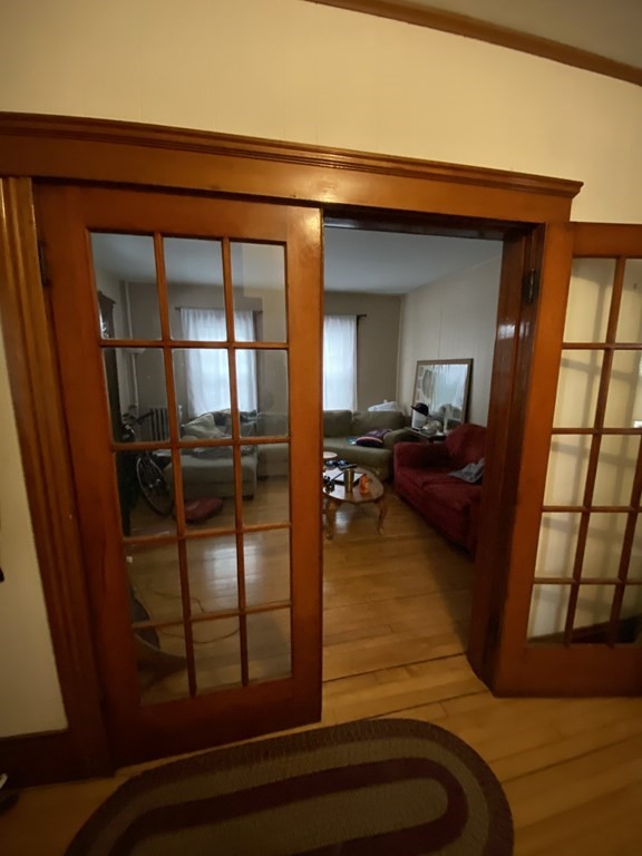 7 Frank Street Worcester, MA 01604 - Photo 5 of 32 Gallery Image 5