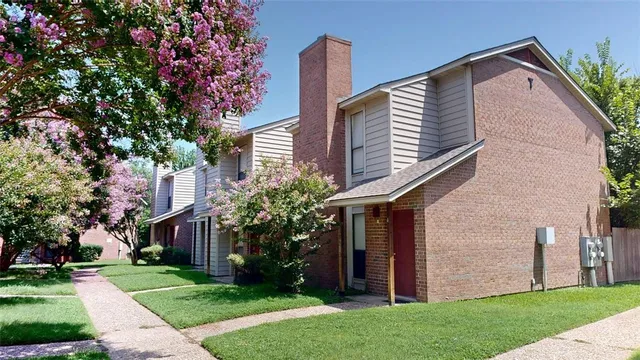 $1,500 | 1904 Dartmouth Street, Unit O4, College Station, TX 77840
