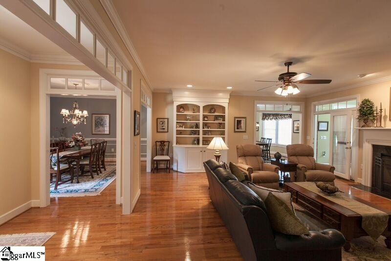 219 English Oak Road Simpsonville, SC 29681 - Photo 8 of 33 Gallery Image 8