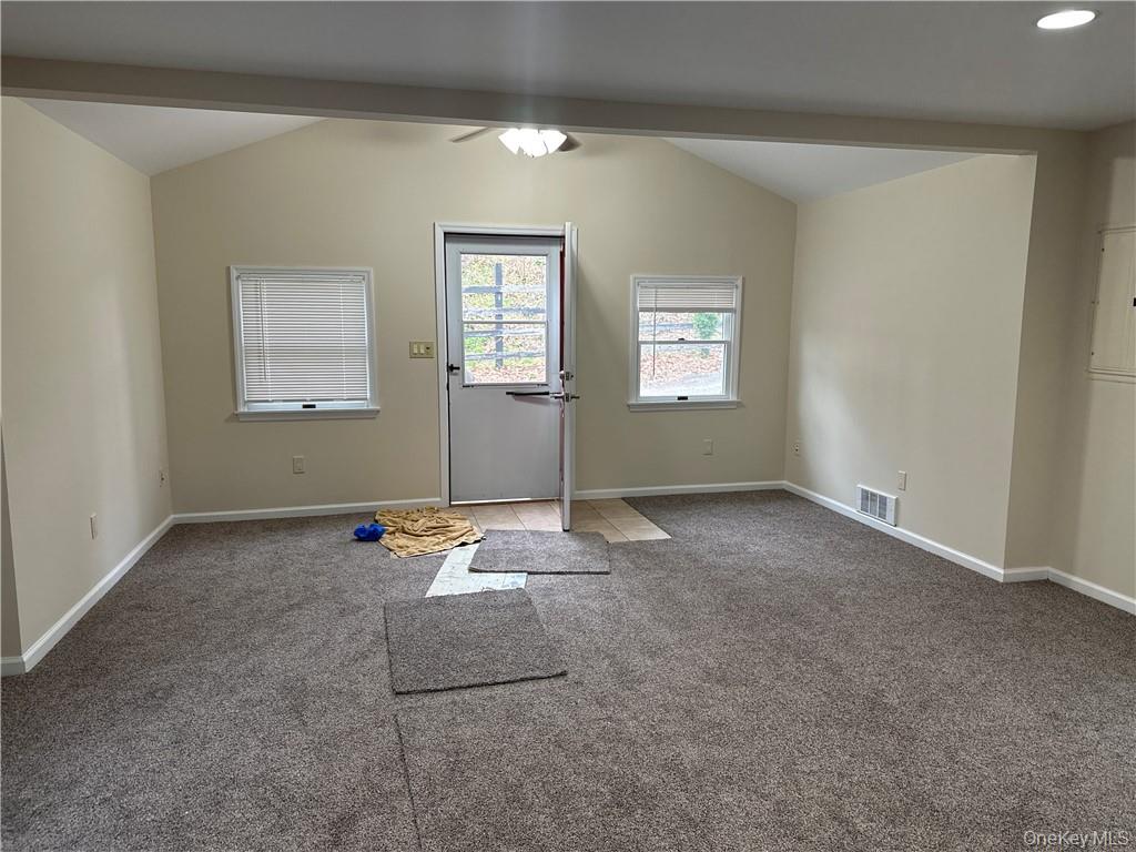 100 Dunderberg Road Putnam Valley, NY 10579 - Photo 5 of 29 an empty room with a window