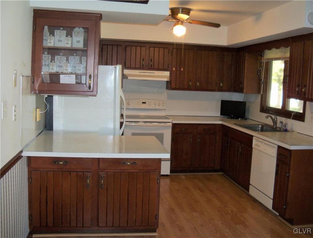 1142 Miller Road Wind Gap, PA 18091 - Photo 13 of 28