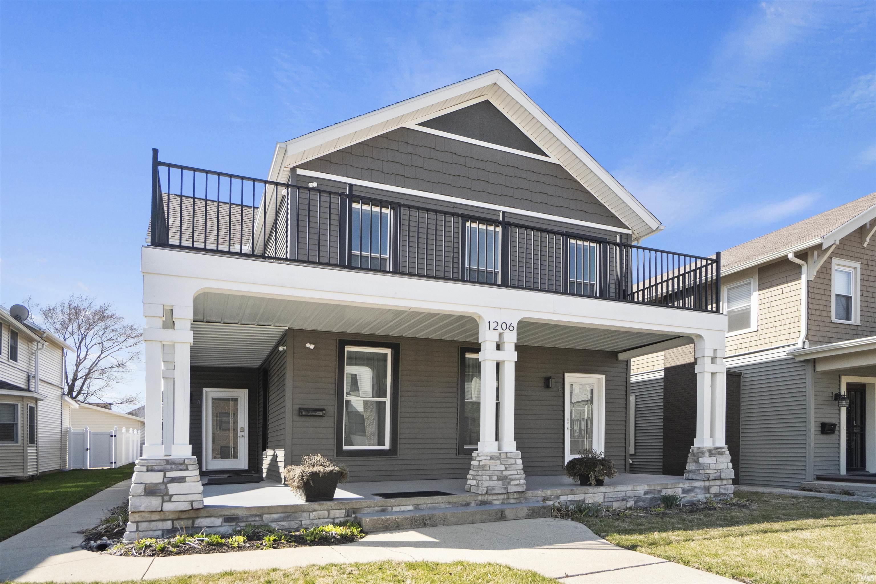 1206 Fairfield Avenue Fort Wayne, IN 46802 - Photo 1 of 36