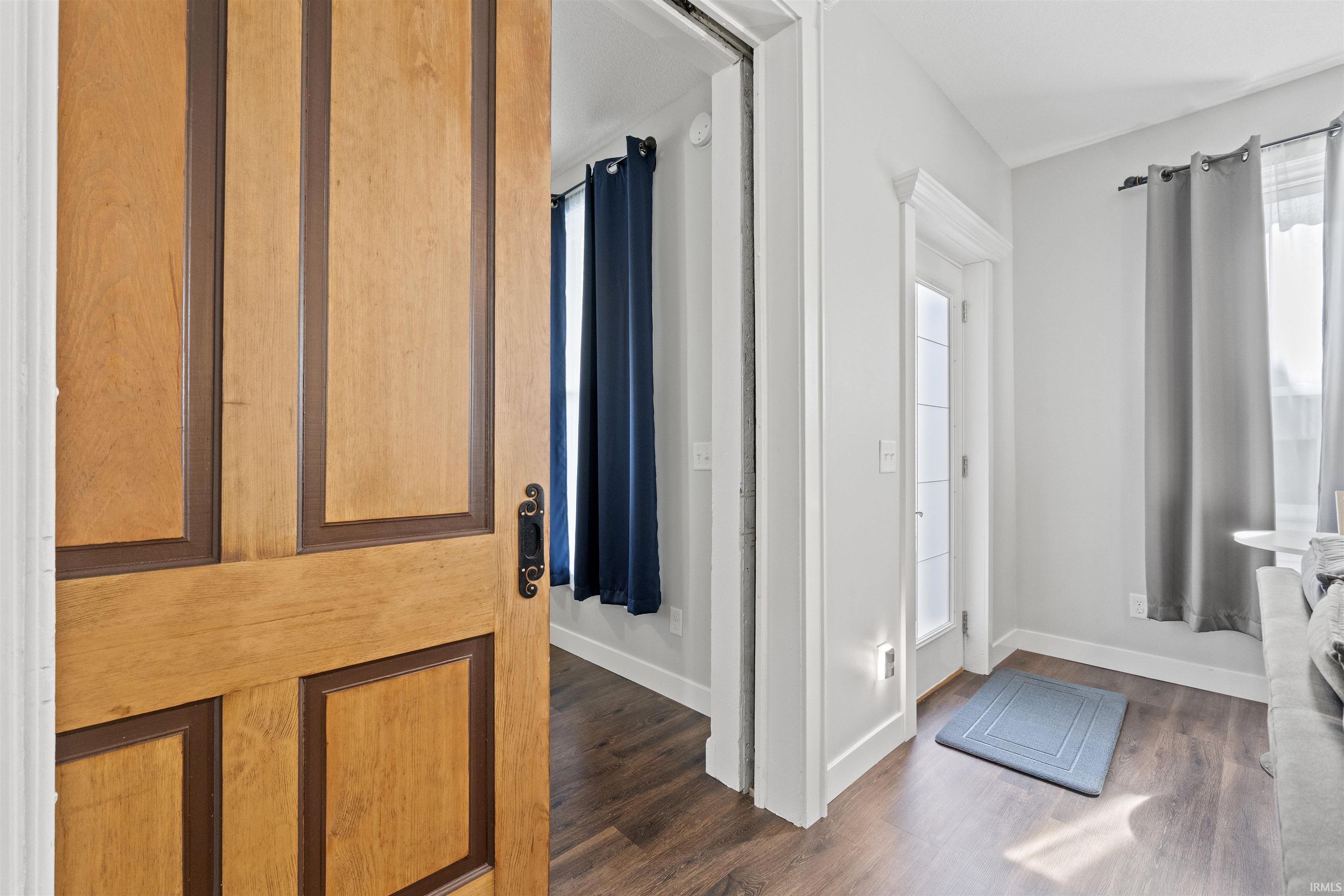 1206 Fairfield Avenue Fort Wayne, IN 46802 - Photo 8 of 36