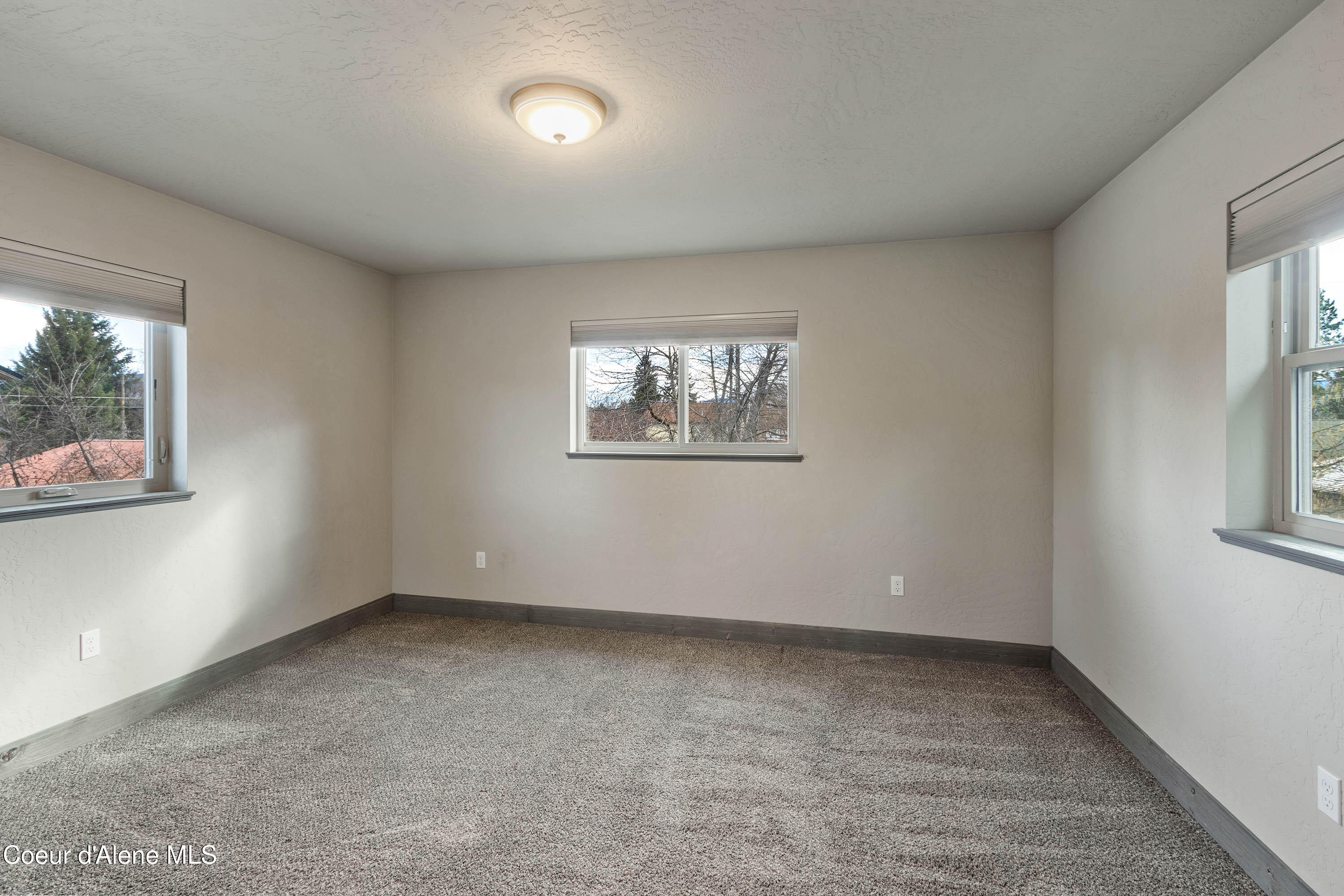 1107 Spruce Street Sandpoint, ID 83864 - Photo 15 of 25 .