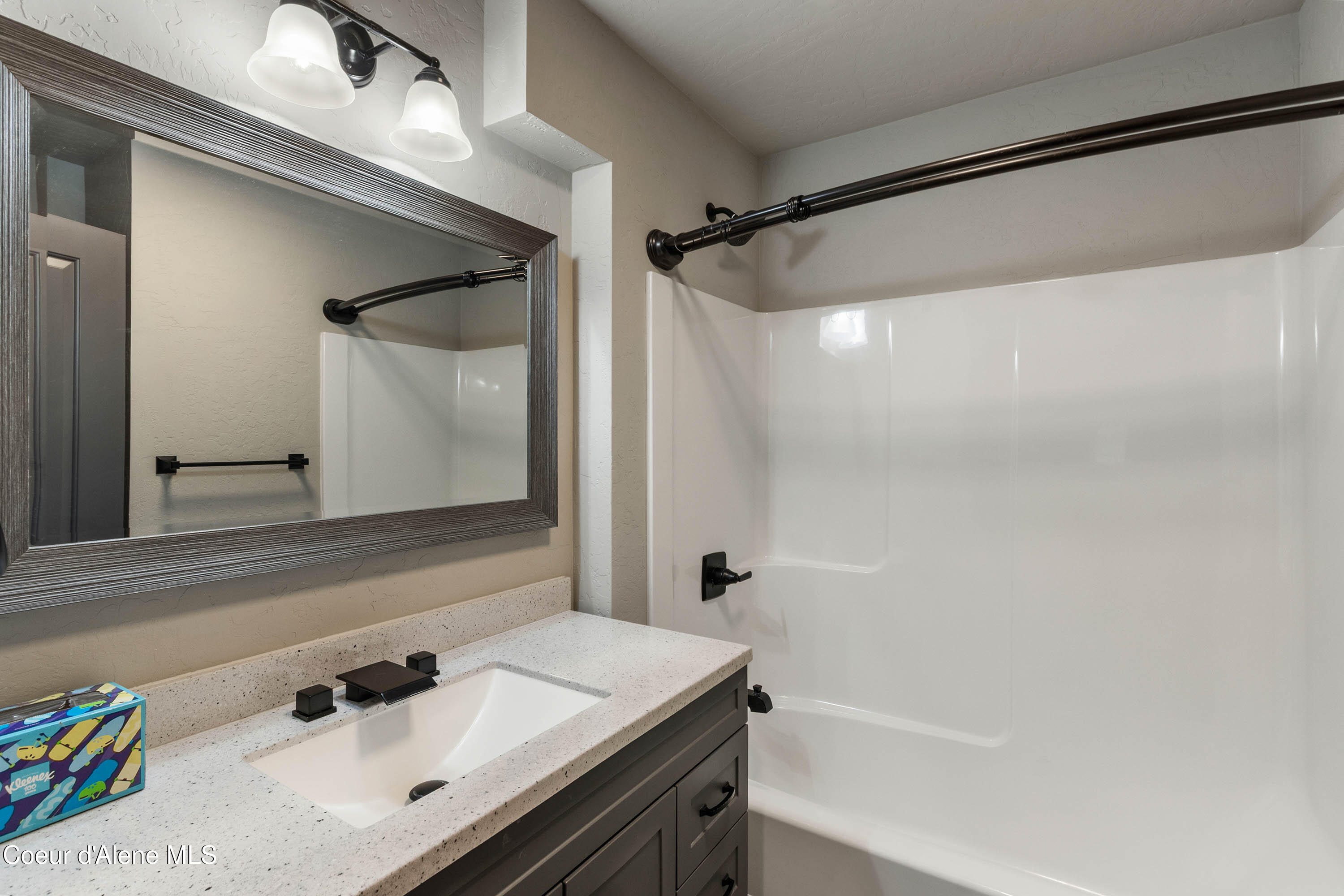 1107 Spruce Street Sandpoint, ID 83864 - Photo 17 of 25 .