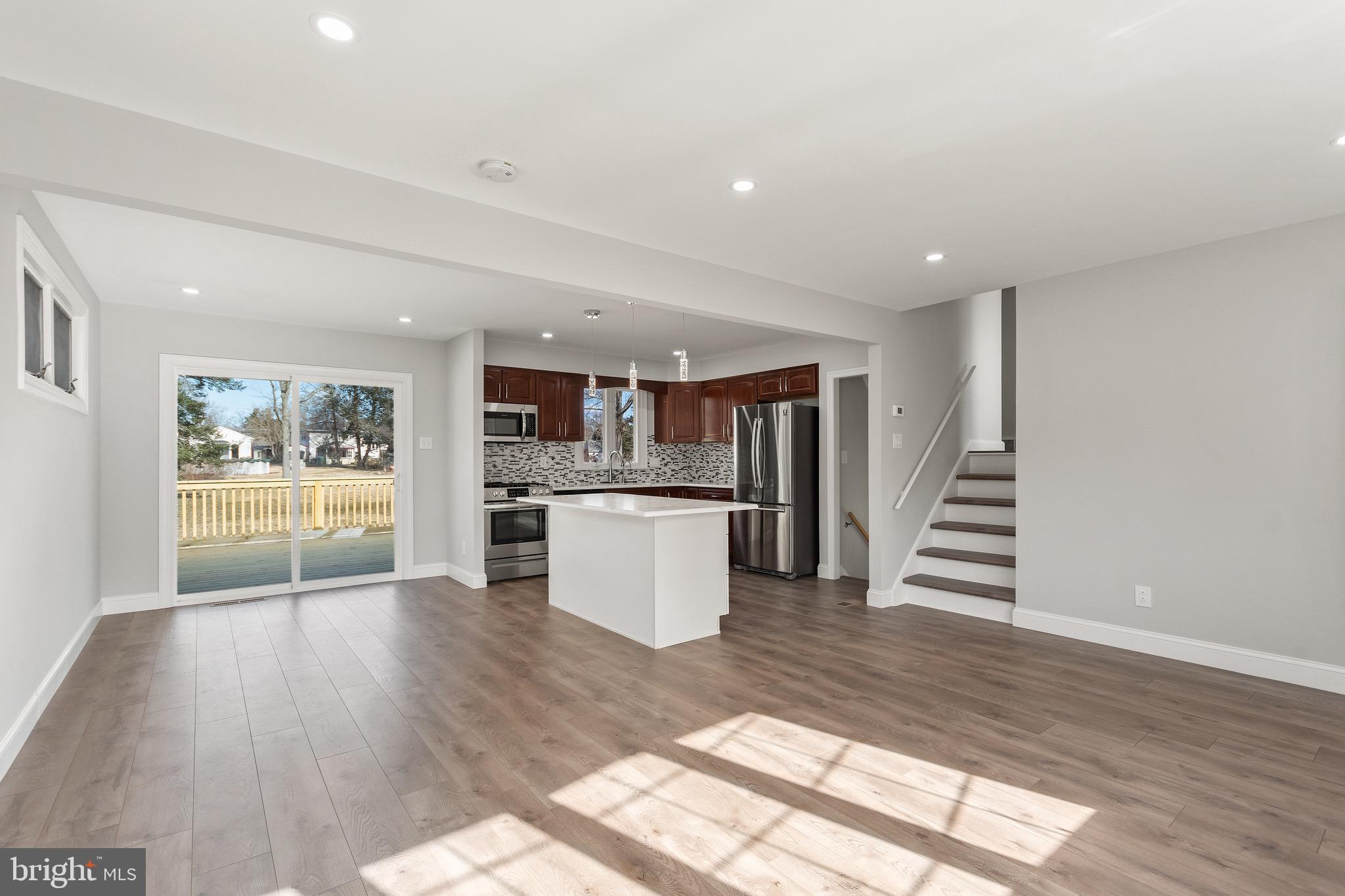 218 South Brookfield Road Cherry Hill, NJ 08034 - Photo 4 of 32