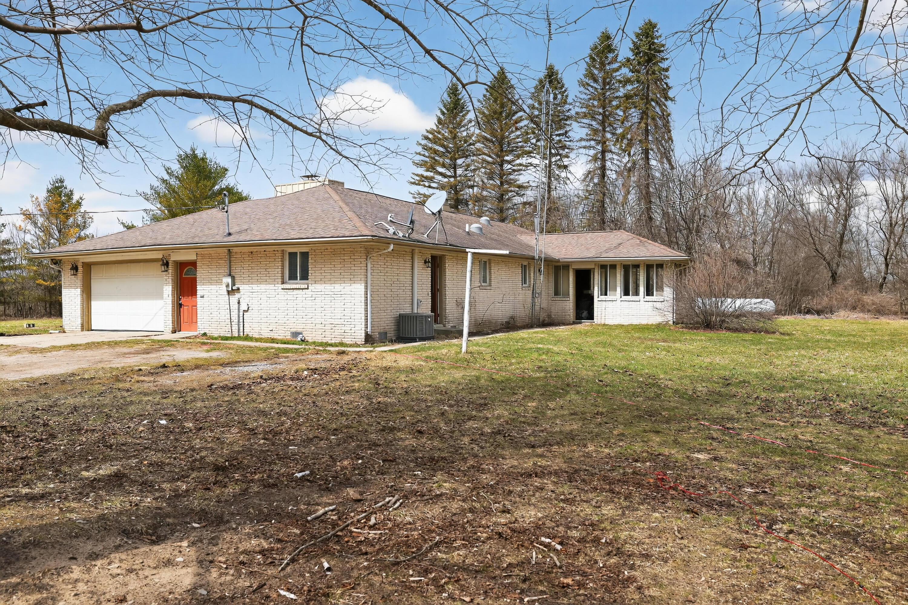 1724 Crawford Road Turner, MI 48765 - Photo 1 of 9 Back