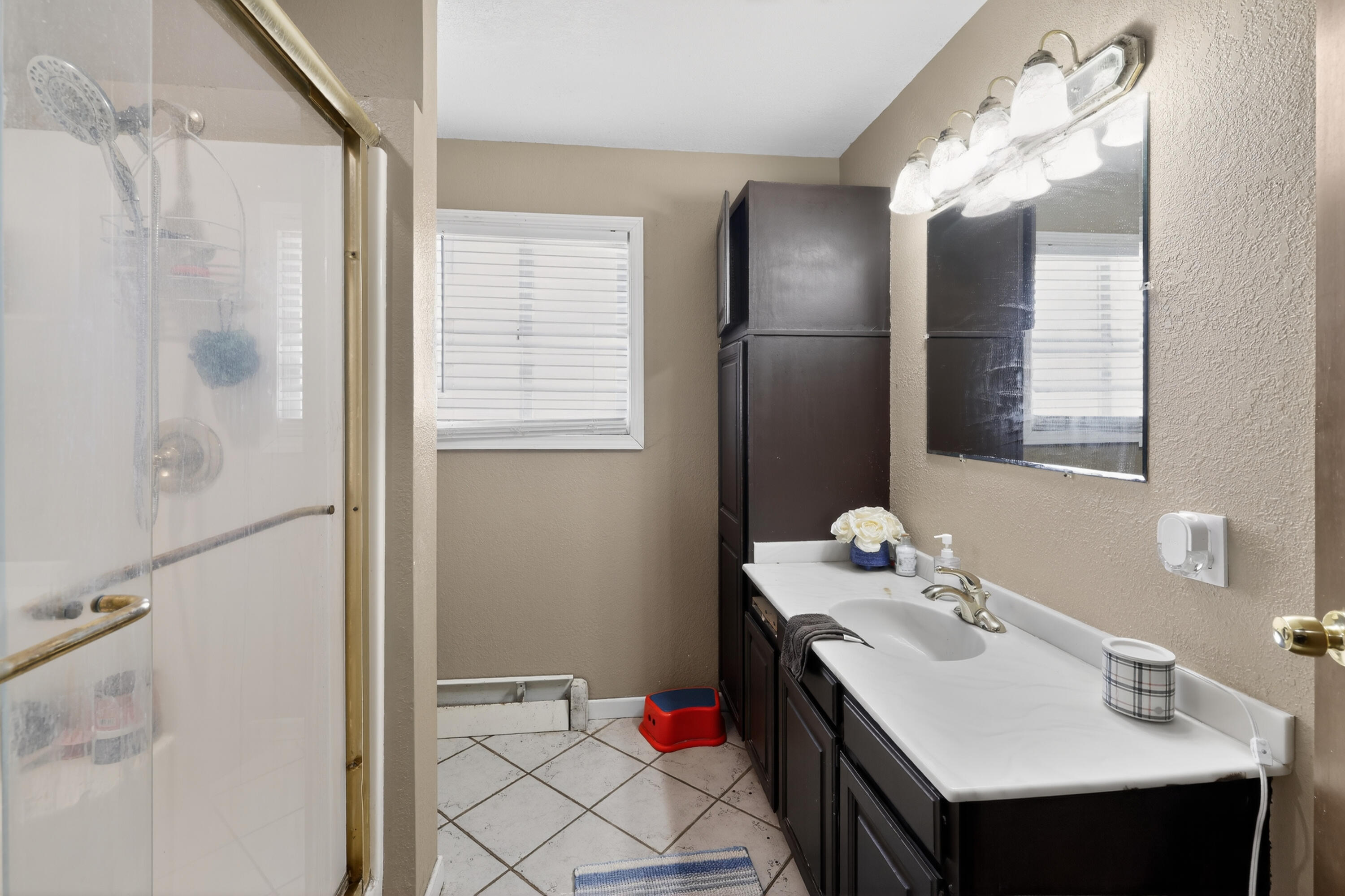1724 Crawford Road Turner, MI 48765 - Photo 2 of 9 Bath 1