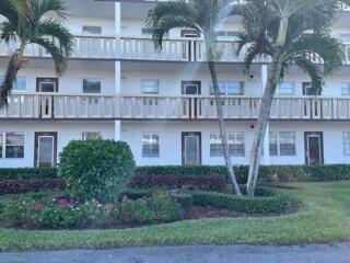 2032 Guildford East, Unit 2032B Boca Raton, FL 33434 - Photo 14 of 14 Entrance View