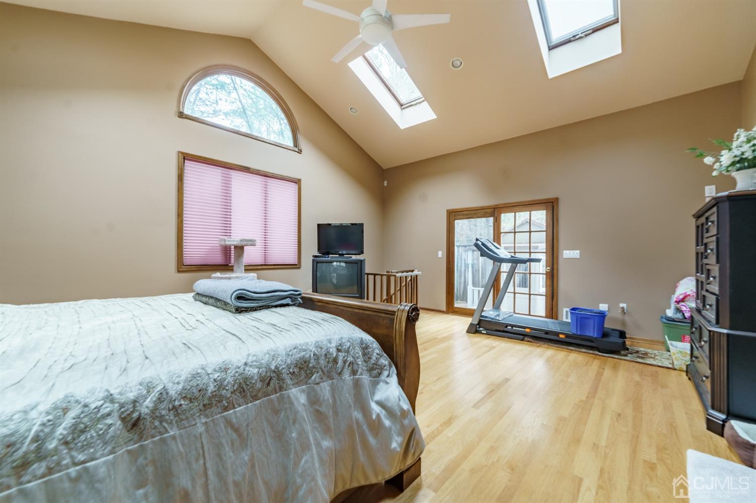 192 Old Forge Road Monroe Township, NJ 08831 - Photo 19 of 48 Gallery Image 19