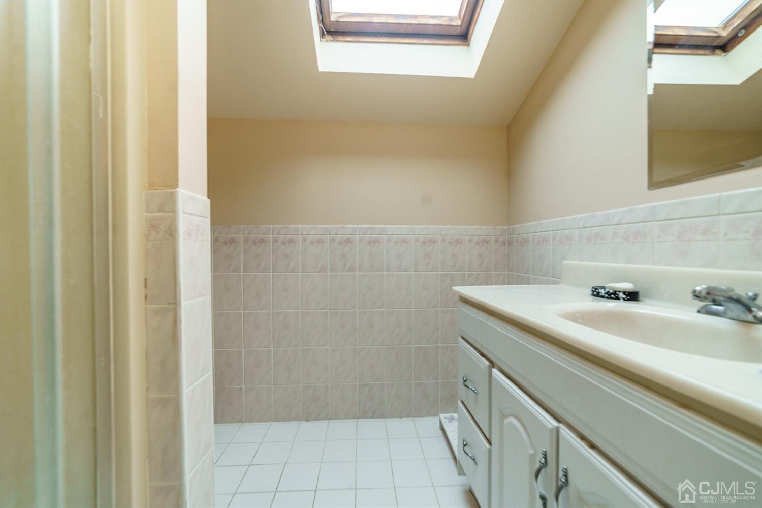 192 Old Forge Road Monroe Township, NJ 08831 - Photo 36 of 48 Gallery Image 36