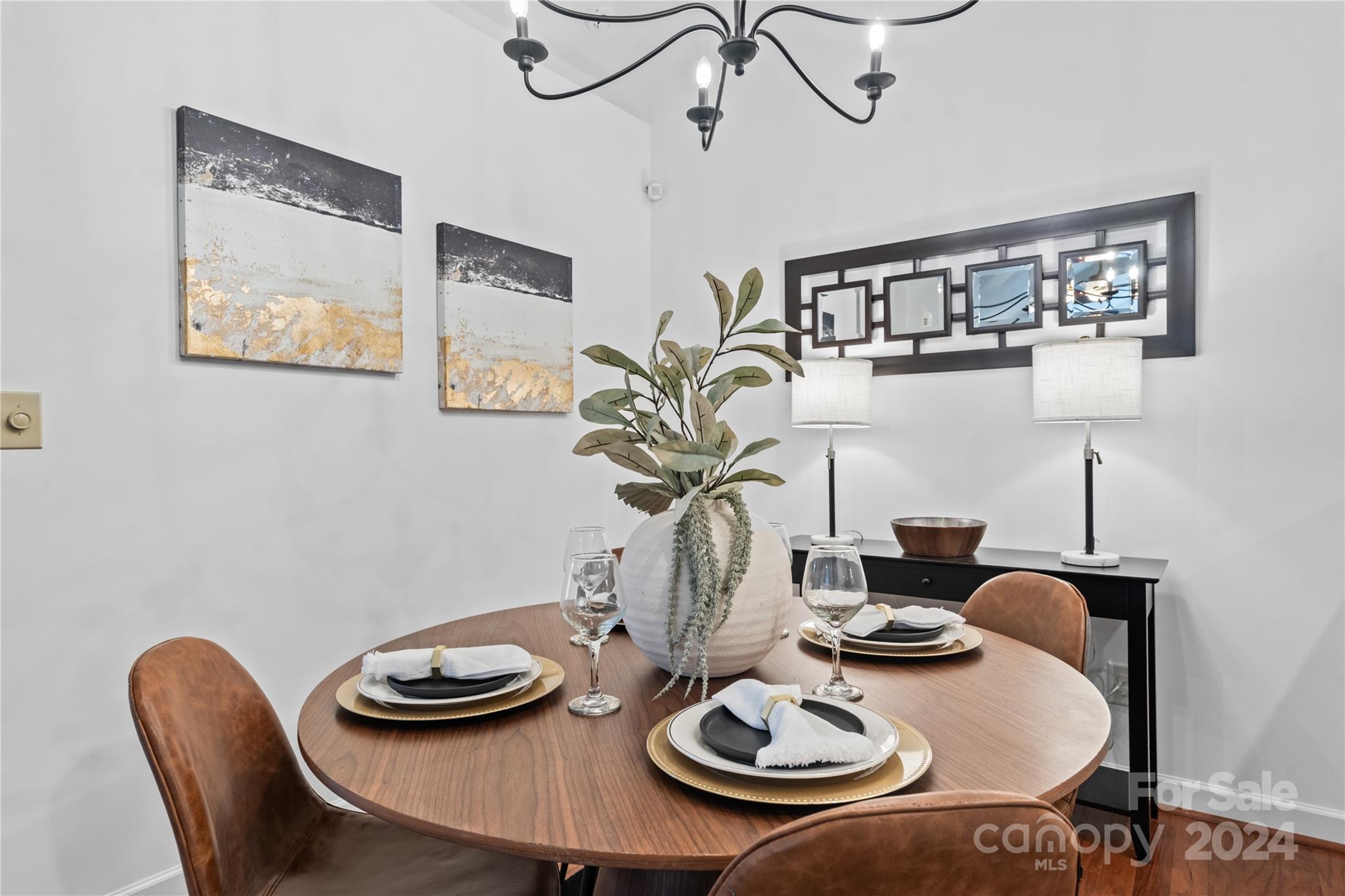 4875 Polo Gate Boulevard Charlotte, NC 28216 - Photo 4 of 17