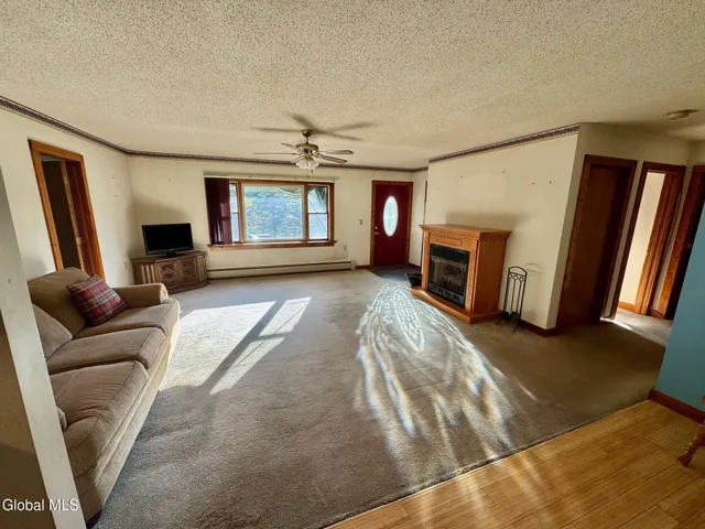 $235,000 | 104 Old State 22, Middle Granville, NY 12849