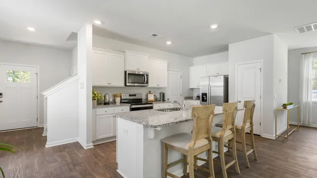 $305,400 | 1121 Mulligan Drive, Manning, SC 29102