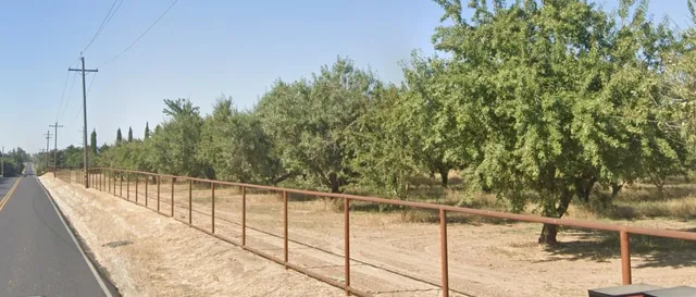 a view of outdoor space with trees