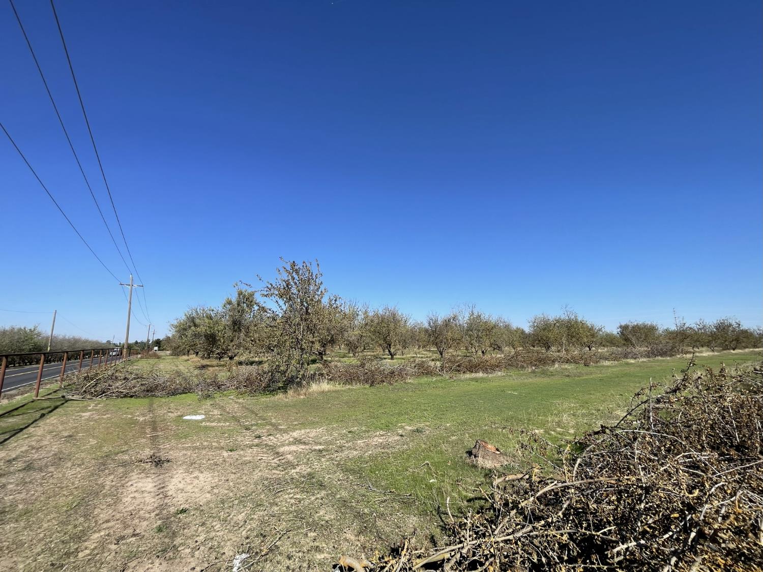 1313 South Stearns Road Oakdale, CA 95361 - Photo 42 of 57 a view of a field with an ocean