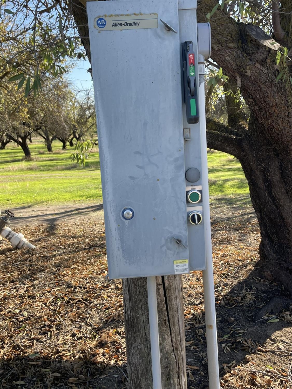 1313 South Stearns Road Oakdale, CA 95361 - Photo 51 of 57 a view of a yard in front of house with wooden fence