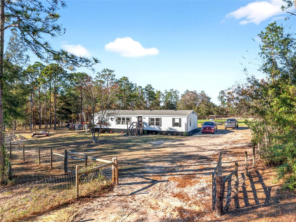 17087 Southwest 27 Street Dunnellon, FL 34432 - Photo 50 of 53 a view of a city