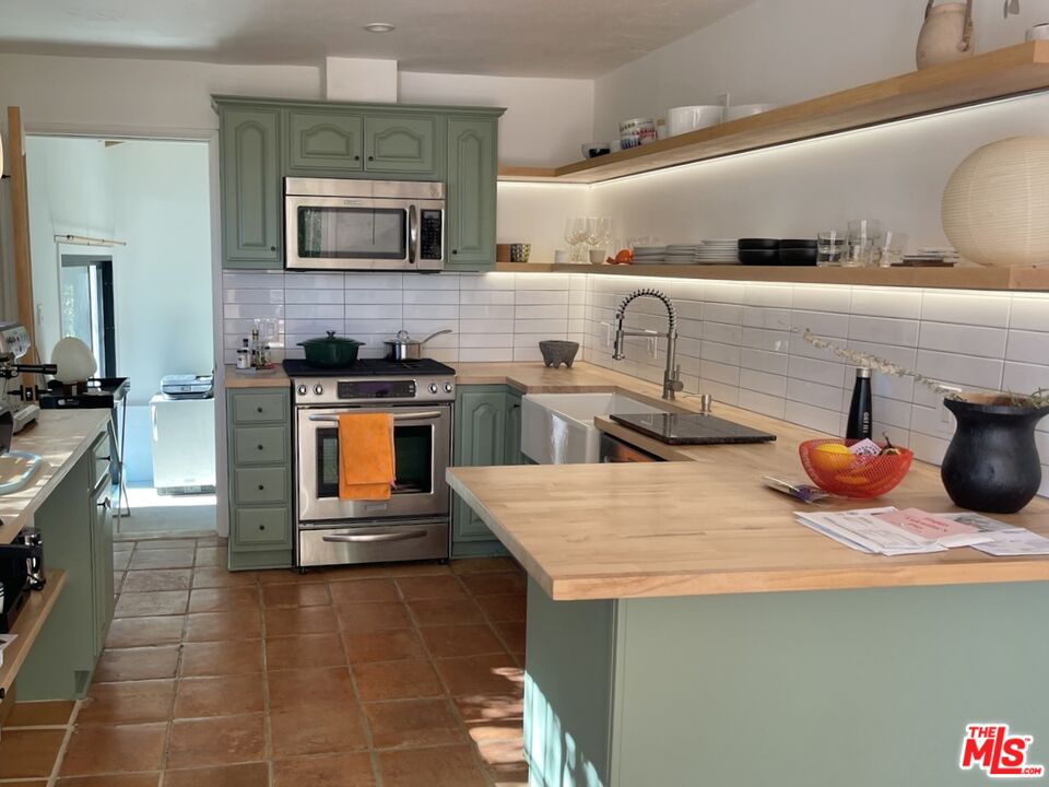 640 Rome Drive Los Angeles, CA 90065 - Photo 11 of 20