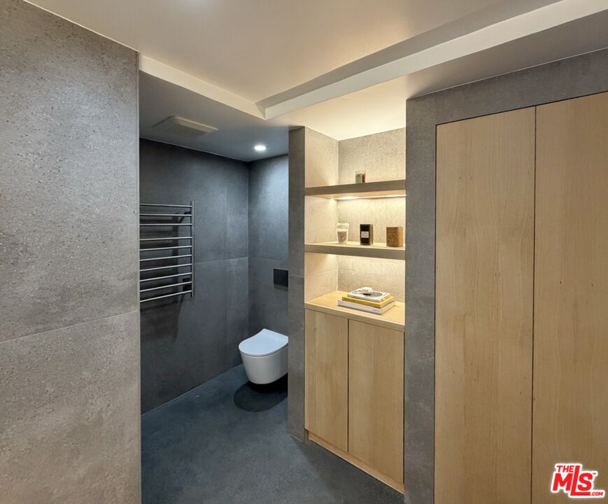 640 Rome Drive Los Angeles, CA 90065 - Photo 17 of 20