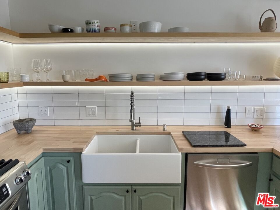 640 Rome Drive Los Angeles, CA 90065 - Photo 10 of 20