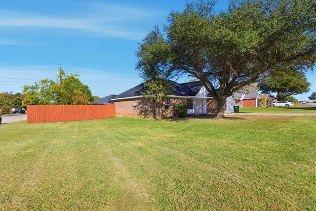 $270,000 | 220 Brook Circle, Krum, TX 76249