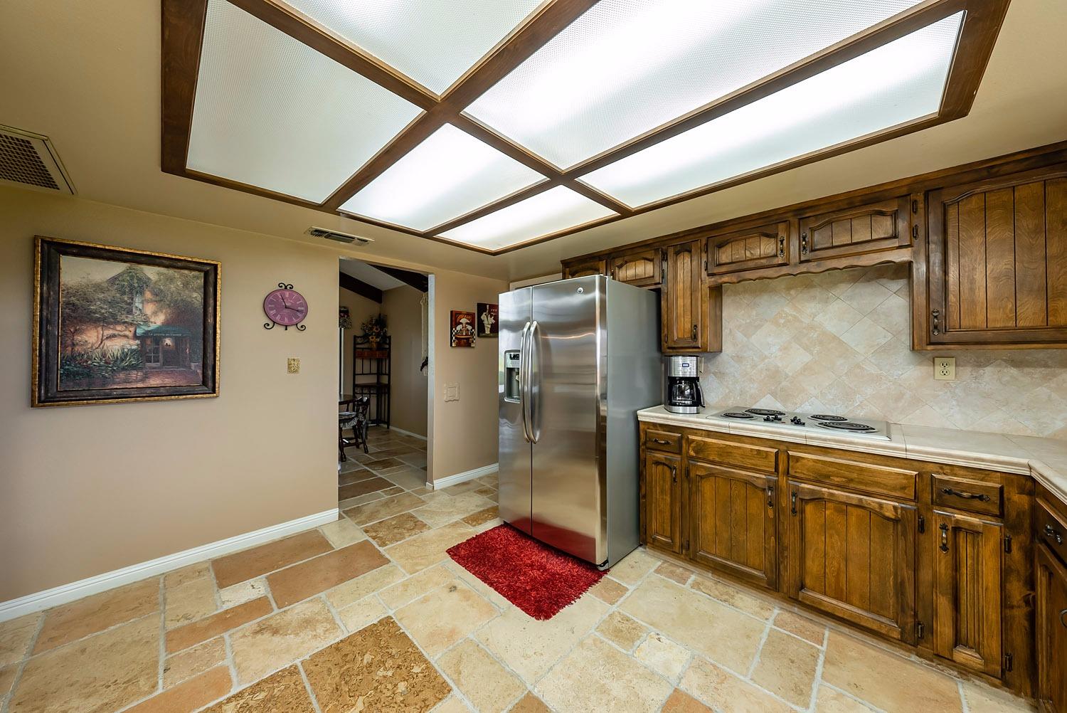 16298 Mark Road Madera, CA 93636 - Photo 17 of 42 Gallery Image 17