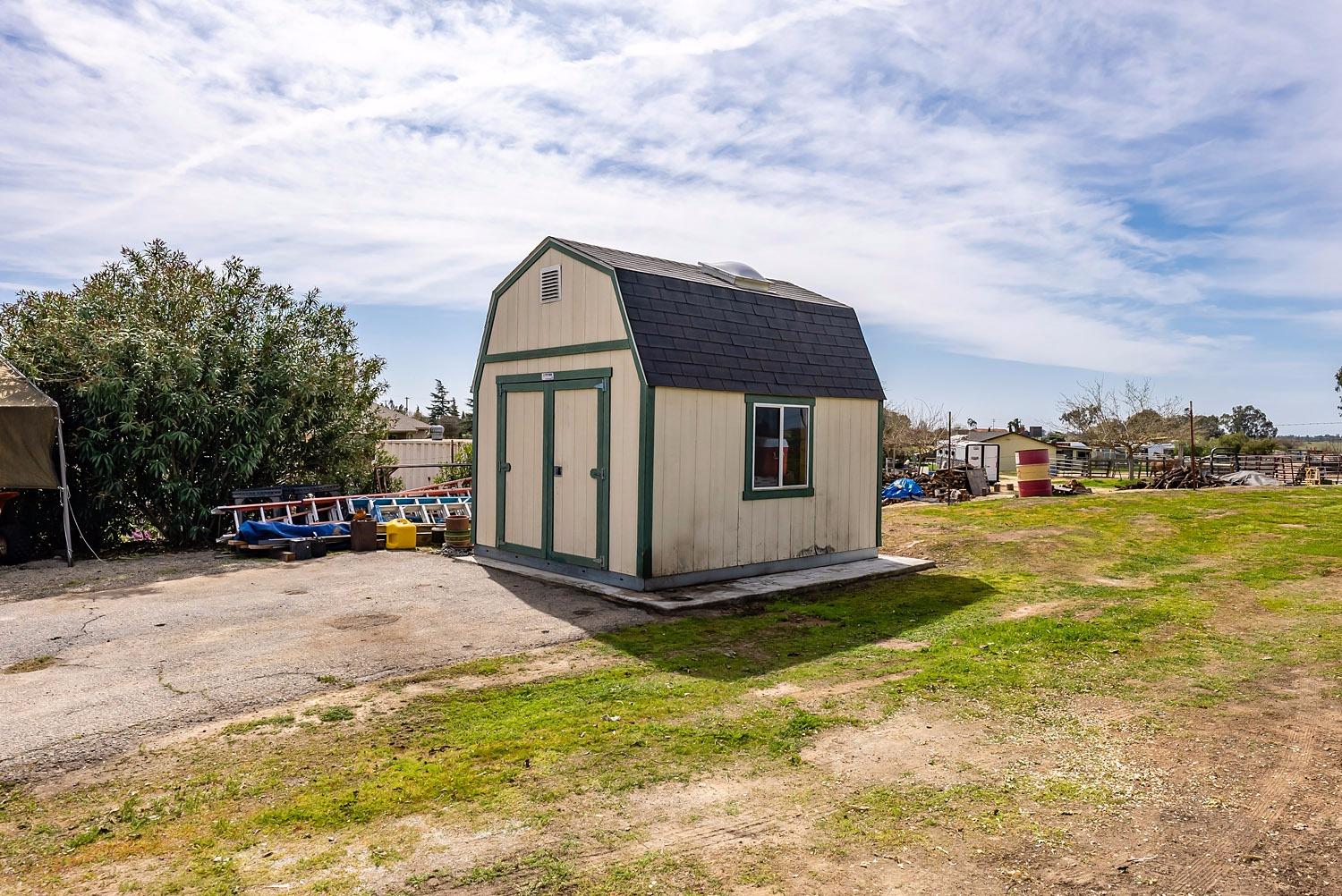 16298 Mark Road Madera, CA 93636 - Photo 34 of 42 Gallery Image 34